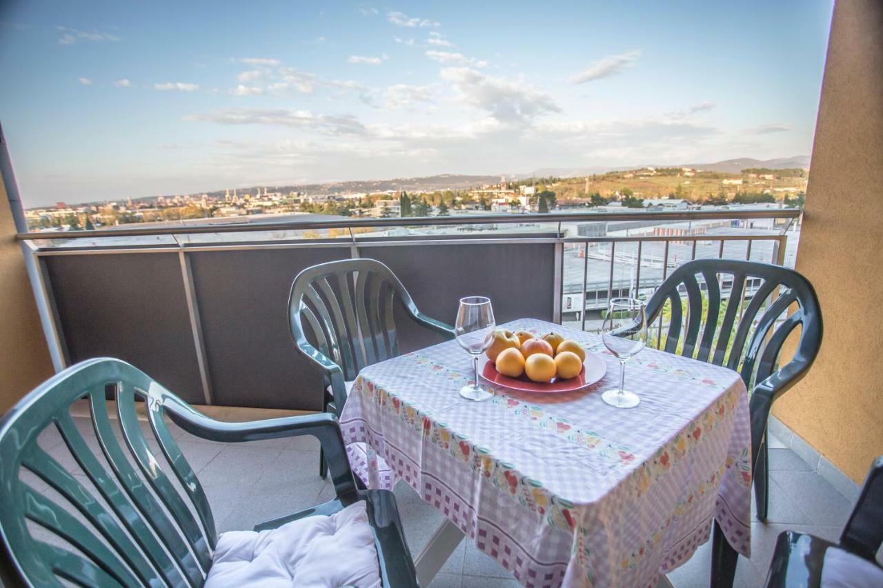 Apartment Mountain And Sea View Koper Exterior photo